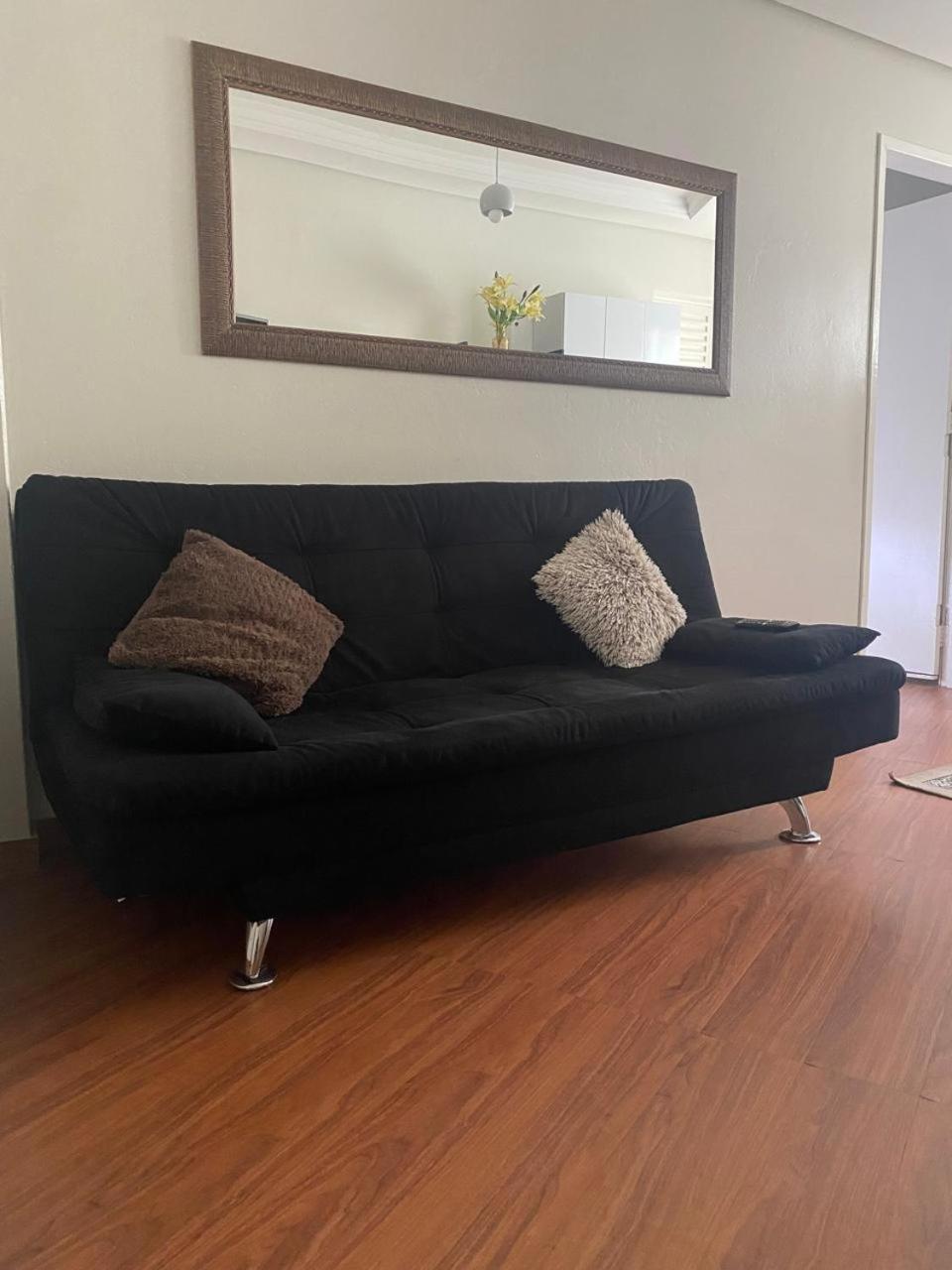 Apartamento Encantador Central Apartment มอนเตสกลารอส ภายนอก รูปภาพ